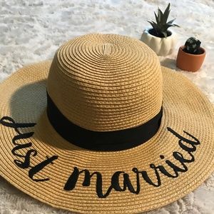 *NEW* " Just Married" Floppy Sun Hat
